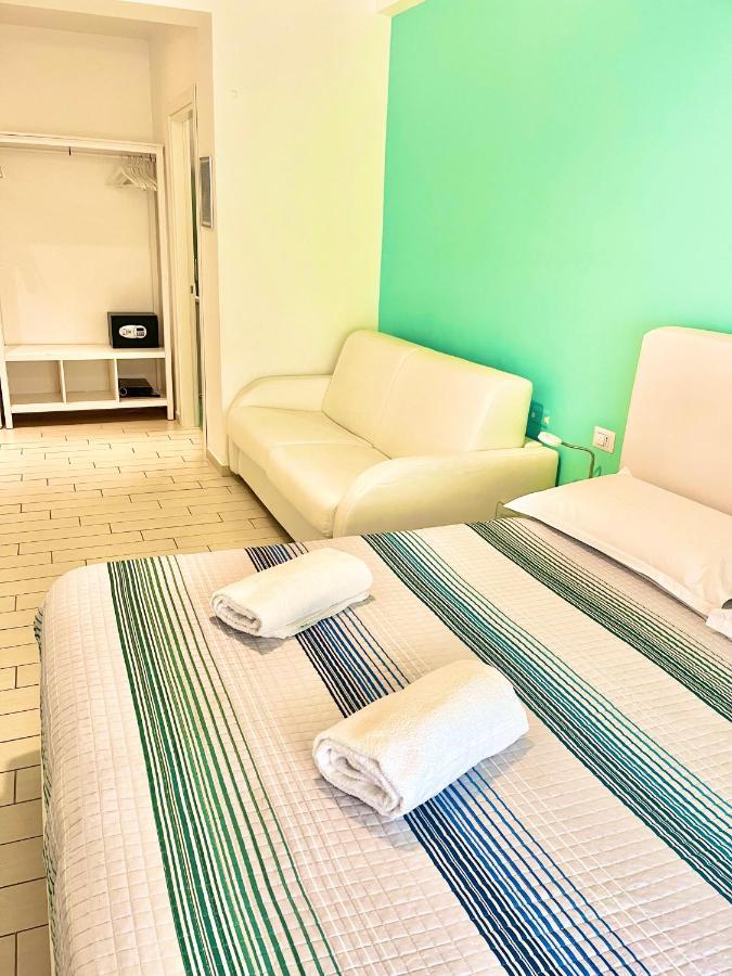 Vomerooms Naples Room photo