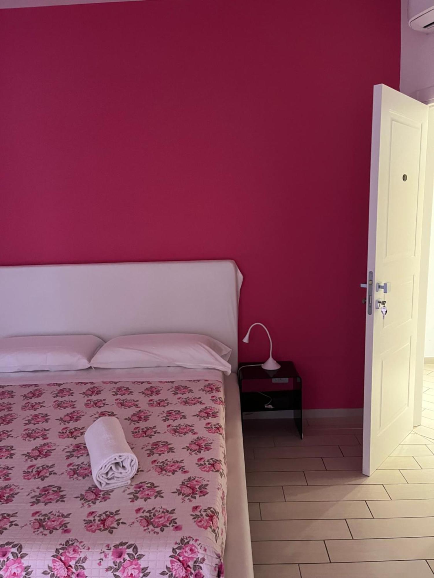 Vomerooms Naples Exterior photo